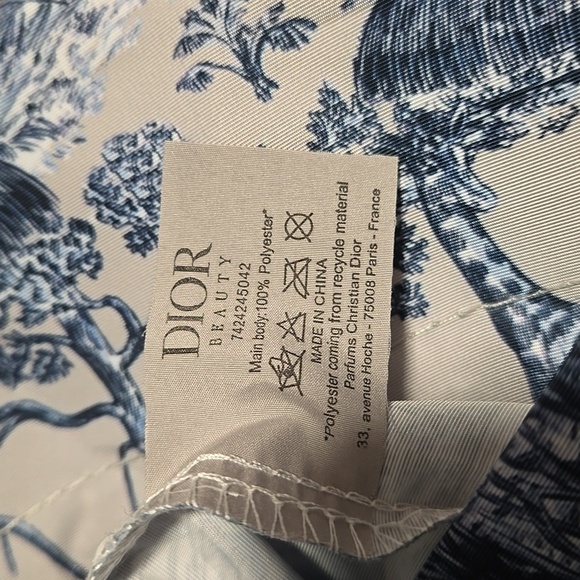 DIOR Bag Around the World String Pouch - Picture 4 of 4